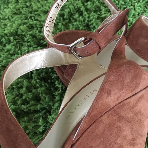 9.5 Stuart Weitzman Camel Chunky Platform Heel - Picture 3 of 3